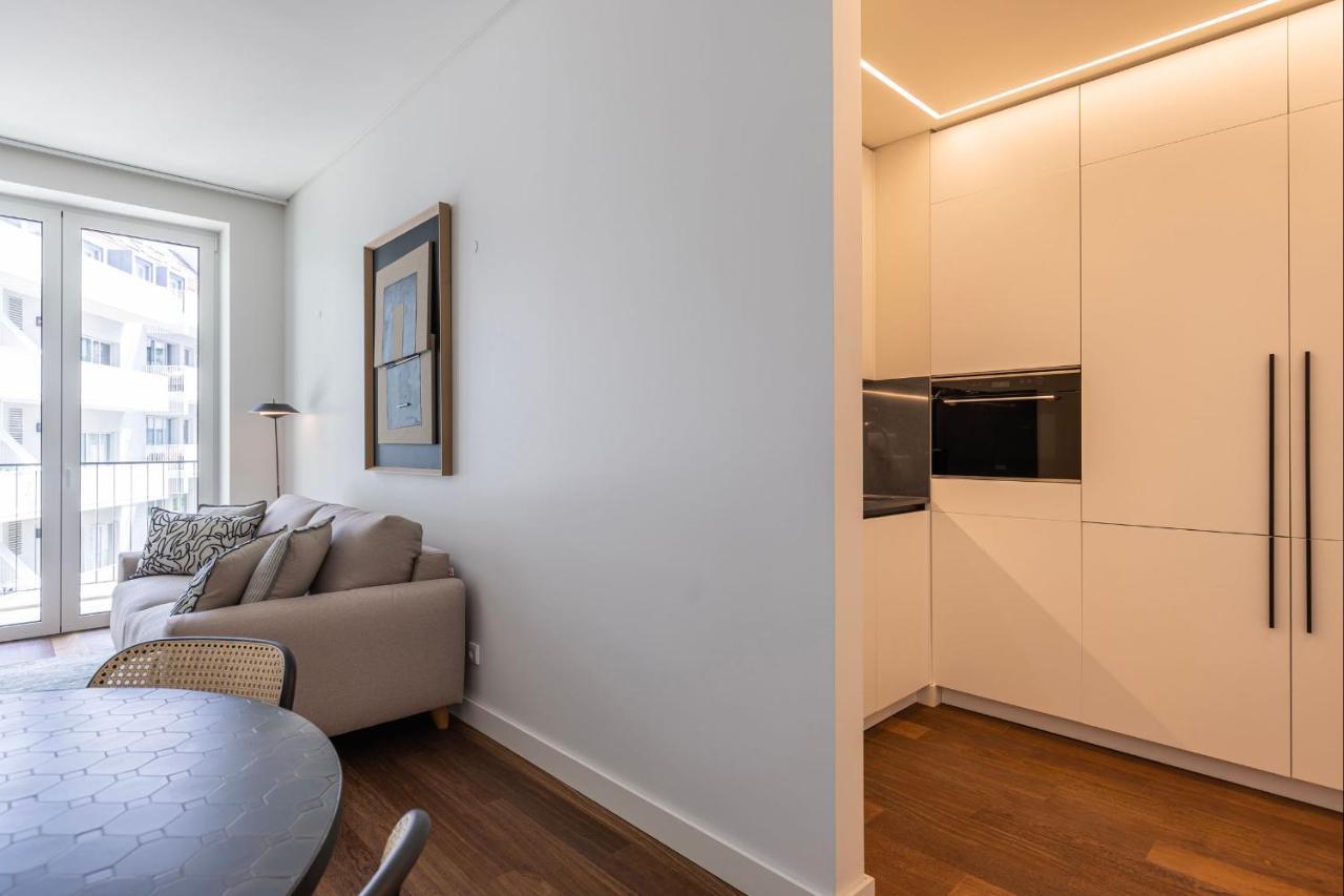 Deluxe In Center By Lovelystay Apartment Lisbon