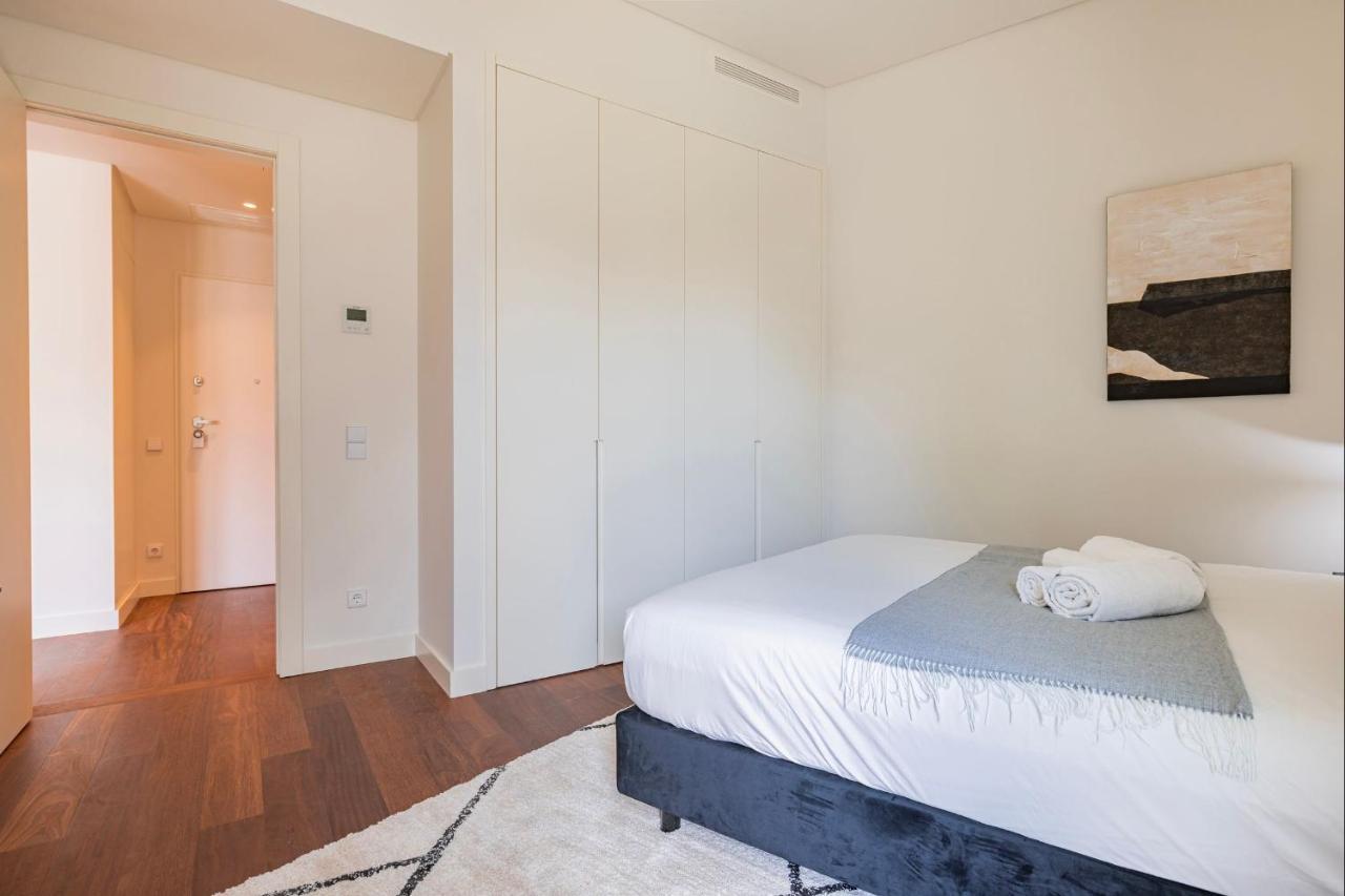 Apartment Deluxe In Center By Lovelystay